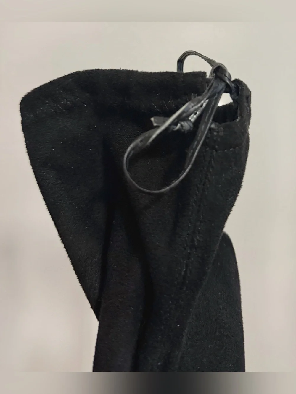 N/A black over